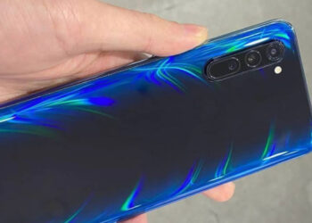 ภาพหลุด OPPO Reno3 เครื่องจริง เผยดีไซน์ต่างจากภาพเรนเดอร์ มาพร้อม Android 10 ใช้ชิป 5G ของ MediaTek