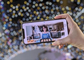 dtac เผยยอดดาต้าสวัสดีปีชวดช่วง 20:00-21:00 น. สูงสุด ใช้งานเพิ่มขึ้น 1.5 เท่า แอปยอดนิยม “Facebook” ยังครองแชมป์