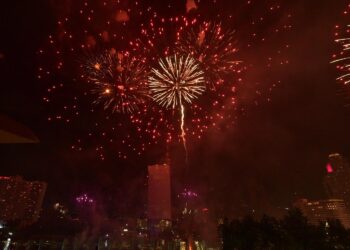 ยิ่งใหญ่ระดับโลก!!  ทรูจัดเต็ม Amazing Thailand Countdown 2020 ครั้งแรกกับประสบการณ์เคาท์ดาวน์แบบดิจิทัลที่เดียวในไทย ส่งความสุขผ่านจอ True 5G Sky Shot