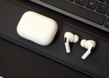 เฟิร์มแวร์ 2C54 ของ AirPods Pro ทำให้ฟีเจอร์ตัดเสียงรบกวน ทำงานแย่ลง แต่ให้เสียงเบสแม่นยำขึ้น ตอบสนองความถี่ดีขึ้น