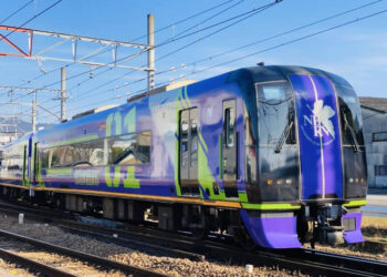 ญี่ปุ่นให้บริการรถไฟธีม Evangelion พร้อมโชว์รูปปั้น Evangelion สีทอง ที่สนามบิน Chubu Centrair