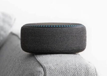 Xiaomi ZMI ลำโพง Bluetooth ให้เสียงรอบทิศทาง 360 องศา ใช้เป็นที่ชาร์จแบตเตอรี่ไร้สาย 20W ได้อีกด้วย