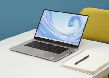 Huawei MateBook D15 R5 และ R7 ดีไซน์บางเบา จอ 15.6 นิ้ว ขุมพลัง AMD Ryzen 7 3700U ,การ์ดจอ Radeon Vega RX 10, SSD 512 GB ราคาเพียง 19,990 บาท