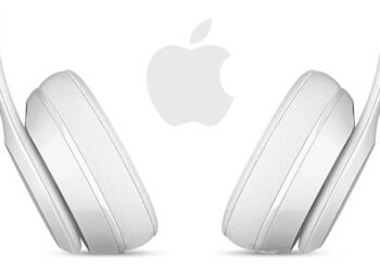 เผยรายละเอียดหูฟังไร้สายแบบ Over-Ear ระดับไฮเอนด์ของ Apple จะเปิดตัวในปลายปีนี้ สามารถถอดเปลี่ยน Ear Pad ด้วยพลังแม่เหล็ก