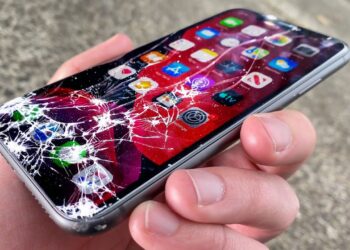 MVP รุกตลาดบริการซ่อมจอมือถือ แท็บเล็ต เปิดตัว MVP Service Express รับซ่อมจอแตกถึงบ้าน เสร็จภายใน 1 วัน เริ่ม 990 บาท