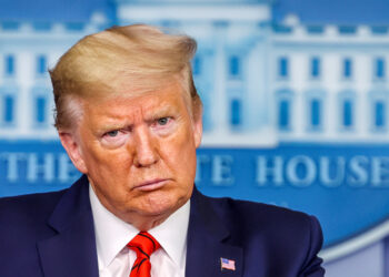 Donald Trump ขู่สั่งปิด  Facebook, Twitter และแพลตฟอร์มโซเชี่ยลอื่นๆหากไม่ปฏิบัติตาม