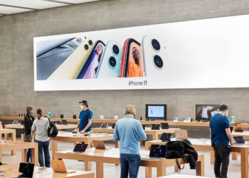 Apple Store ทยอยกลับมาเปิดให้บริการทั่วโลก พร้อมจำกัดจำนวนคนภายในร้าน ตรวจวัดอุณหภูมิ และทุกคนต้องใส่หน้ากาก