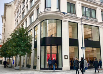 Apple Store ในกรุงเวียนนา ออสเตรีย กลับมาเปิดให้บริการอีกครั้ง นับเป็นสาขาแรกในยุโรป