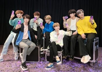 I Purple You!! Samsung จับมือ 7 หนุ่มบังทัน (BTS) ปล่อยคอลเลคชันสุดพิเศษ Samsung Galaxy S20+ และ Galaxy Buds+ BTS Editions ให้เหล่า A.R.M.Y. ได้เป็นเจ้าของ 9 ก.ค.นี้