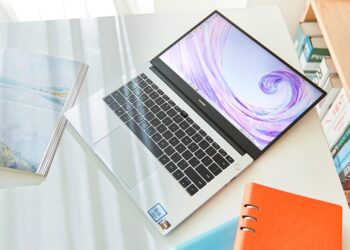 เลือกแล็ปท็อปสำหรับทำงานทั้งที มีอะไรบ้างที่มองข้ามไม่ได้