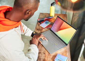 New Asus VivoBook Series  (S413 / S533) วางจำหน่ายแล้วตั้งแต่วันนี้เป็นต้นไป ในราคาเริ่มต้นที่ 23,990 บาท