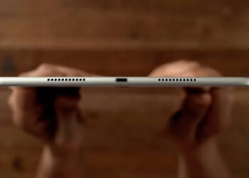 iPad Air รุ่นที่ 4 จะเปลี่ยนมาใช้พอร์ต USB-C แต่ iPad mini รุ่นที่ 6 ยังใช้พอร์ต Lightning