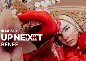 BENEE ได้รับการขนานนามให้เป็น Apple Music Up Next พร้อมชมคลิป Up Next ที่ถ่ายทำด้วย iPhone 11 Pro ที่ Apple Music ที่เดียวเท่านั้น