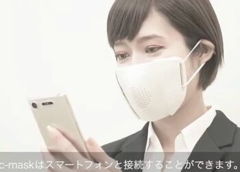 สุดล้ำ!! ญี่ปุ่นเปิดตัว c-mask หน้ากากอนามัยอัจฉริยะแปลภาษาได้ ตอบโจทย์ New Normal ราคาราว 1,290 บาท
