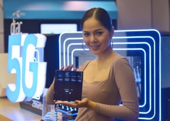 dtac เปิดทดสอบมือถือ 5G คลื่น 26 GHz ครั้งแรกในไทย ทดลองใช้งานที่ศูนย์บริการ 7 แห่งทั่วประเทศ
