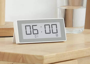Xiaomi Seconds Smart Clock นาฬิกาดิจิตอล ที่สามารถวัดอุณหภูมิและความชื้นได้ ราคาราว 690 บาท