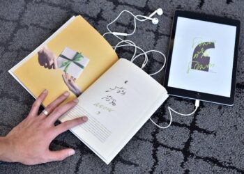 จากพนักงานธรรมดา สู่ CEO องค์กรโทรคมนาคมอันดับ​ 1 ของประเทศ ‘สมชัย เลิศสุทธิวงค์’ เปิดตัวหนังสือ “30 ปี เอไอเอส ธรรมดาที่ไม่ธรรมดา”