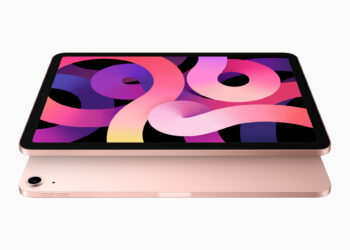 Apple Watch รุ่นใหม่ไม่แถม Power Adapter มาในกล่องแล้ว แต่ iPad Air 4 ยังคงแถมที่ชาร์จ 20W USB-C Power Adapter