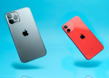 รวมคลิปรีวิว iPhone 12 Mini และ iPhone 12 Pro Max พร้อมด้วย MagSafe Duo Charger จากสื่อดังทั่วโลก