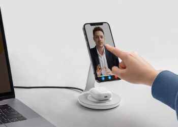 Anker เปิดตัวอุปกรณ์เสริม MagSafe สำหรับ iPhone 12 ทั้ง 4 รุ่น มีทั้งที่ชาร์จ และ ที่ชาร์จพร้อมขาตั้ง สามารถชาร์จ AirPods ได้พร้อมกัน