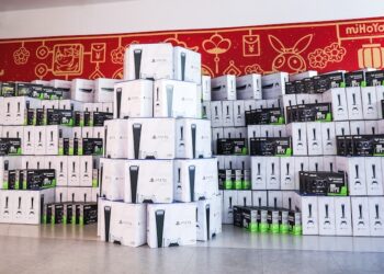 บริษัทพัฒนาเกม Genshin Impact แจก PlayStation 5, Nintendo Switch, iPhone 12 Pro Max, MacBook Pro ให้พนักงานในวันตรุษจีน