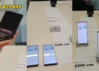 Motorola One Hyper อุปกรณ์ชาร์ไร้สายผ่านอากาศ ชาร์จสมาร์ทโฟนที่อยู่ห่างจากจุดชาร์จในรัศมี 1 เมตร