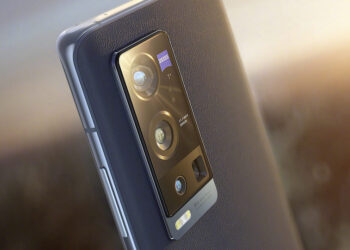 Vivo X60 Pro+ เปิดตัวทางการ มาพร้อมจอ 120Hz ชิป Snapdragon 888 กล้อง 50MP เลนส์ Zeiss ซูม 60 เท่า ราคาเริ่มต้นราว 22,900 บาท