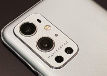 หลุดเครื่องจริง!! OnePlus 9 Pro ยืนยันใช้กล้องจาก Hasselblad แบรนด์กล้องชั้นนำจากเยอรมัน (ชมคลิป)