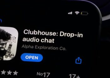 ดีอีเอสเตือนผู้ใช้แอพ Clubhouse ให้อยู่ภายใต้กรอบกฎหมาย เจ้าหน้าที่พร้อมติดตามตรวจสอบและดำเนินคดีทันที