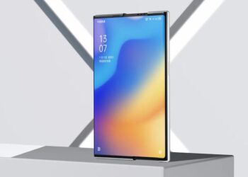 ชมเครื่องจริง OPPO X 2021 สมาร์ทโฟนจอยืดได้ ด้วยการม้วนหน้าจอเก็บไว้อย่างน่าทึ่ง
