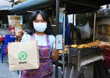 ร้าน Street Food ในยุคดิจิทัล ฉลาดเพิ่มยอดขาย ขยายฐานลูกค้าได้ทั่วกรุงเทพฯ ผ่านแอป Gojek