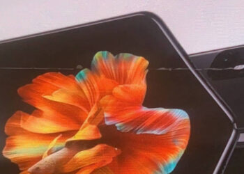 เผยโฉม Xiaomi Mi MIX Fold สมาร์ทโฟนจอพับได้รุ่นแรกของแบรนด์ จากรูปภาพโปสเตอร์