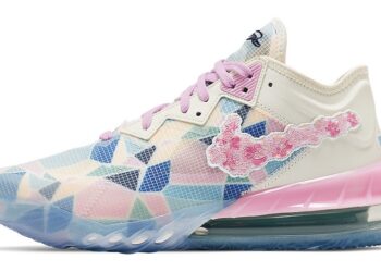 Nike LeBron 18 Low “Sakura” ออกมาต้อนรับฤดูดอกซากุระของญี่ปุ่น ราคาราว 5,100 บาท