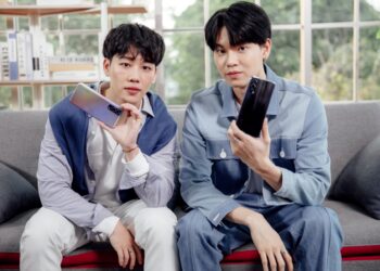 Vivo บุกกองถ่ายสองหนุ่มคู่จิ้น ‘หยิ่น-วอร์’ ชวนส่องความน่ารักเบื้องหลังงานเปิดตัว Vivo Y72 5Gสมาร์ตโฟน 5G รุ่นใหม่ สำหรับทุกโซเชียลเจเนอเรชัน