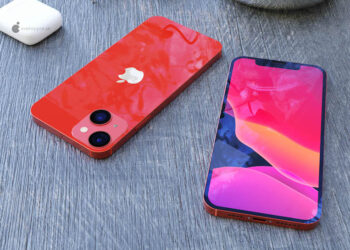 ชมภาพเรนเดอร์ iPhone 13 mini ที่มีรอยบากเล็กลง วางตำแหน่งกล้องหลังใหม่