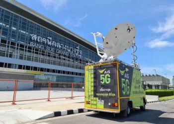 AIS 5G เดินหน้าภารกิจการสร้างภูมิคุ้มกันครั้งใหญ่ “ไทยร่วมใจ กรุงเทพปลอดภัย” ผนึกกำลัง กทม. และ หอการค้าไทย สนับสนุนการฉีดวัคซีนเต็มกำลัง