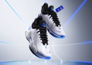 PlayStation จับมือ Nike เปิดตัวรองเท้าที่สร้างขึ้นจากแรงบันดาลใจ PlayStation 5 ราคาราว 3,790 บาท