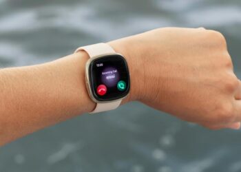 มาช้ายังดีกว่าไม่มา!! Fitbit Sense และ Fitbit Versa 3 อัพเดท OS 5.2 รองรับการแจ้งเตือนภาษาไทยแล้ววันนี้