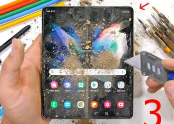 ไม่กล้าอย่าดู!! ชมคลิปทดสอบความทนทาน Samsung Galaxy Z Fold 3 โดย JerryRigEverything จะรอดหรือไม่