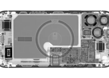 iFixit จัดการชำแหละ iPhone 13 Pro อย่างเต็มรูปแบบแล้ว พบความเปลี่ยนแปลงของส่วนประกอบ Face ID