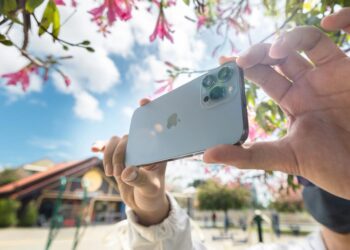 Apple แซง Xiaomi ขึ้นมาครองอันดับ 2 การจัดส่งสมาร์ทโฟนในไตรมาสที่ 3 ปี 2021 โดยสูงกว่าปีที่แล้ว 20.8%