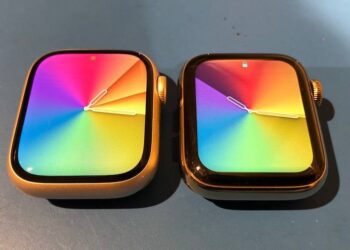 ชมภาพหน้าจอ Apple Watch Series 7 เปรียบเทียบกับ Apple Watch Series 6