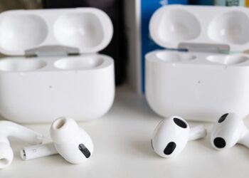 เปรียบเทียบ AirPods 3 vs AirPods Pro ควรซื้อรุ่นไหนดีกว่ากัน?