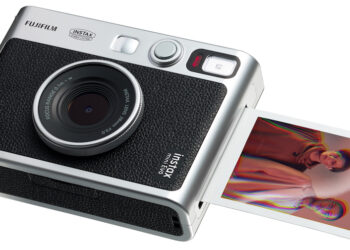 Fujifilm เปิดตัวกล้องไฮบริด instax mini Evo ดีไซน์พรีเมียม ให้ประสบการณ์เหมือนกล้องคลาสสิก ราคาราว 6,590 บาท