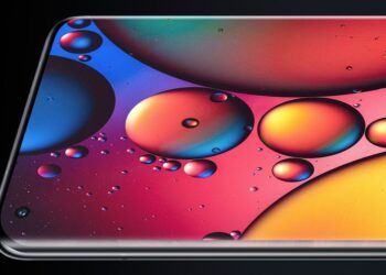 Xiaomi 12 ทุกรุ่น จะได้รับจอแสดงผลขอบโค้ง และวางตำแหน่งลำโพงให้มีความสมมาตรกว่ารุ่นก่อน