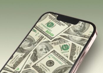 iPhone 13 มีมูลค่าลดลงช้ากว่า iPhone 12 ถึง 50% ในช่วงเวลาเดียวกัน