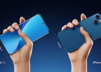 เปรียบเทียบ Xiaomi 12 vs iPhone 13 ความกว้าง และ ขนาดหน้าจอ