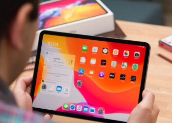 Apple จะเปิดตัว iPad ที่ใช้หน้าจอ OLED จาก Samsung ในปี 2024