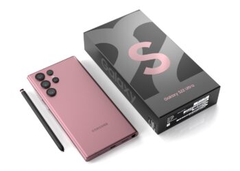 Samsung Galaxy S22 Series จะผลิตจากอวนจับปลาที่ถูกทิ้งอยู่บนพื้นมหาสมุทร