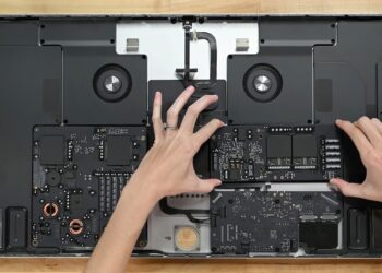 Apple Studio Display ถูกชำแหละแล้วโดย iFixit เผยความลับที่ทำให้หนากว่า iMac รุ่น 24 นิ้ว (ชมคลิป!!)